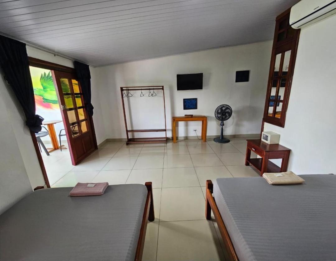 Kanaq Hotel Tours Leticia Kültér fotó