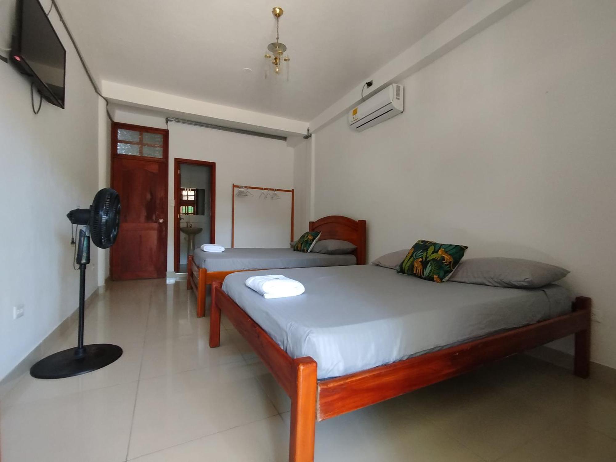 Kanaq Hotel Tours Leticia Kültér fotó
