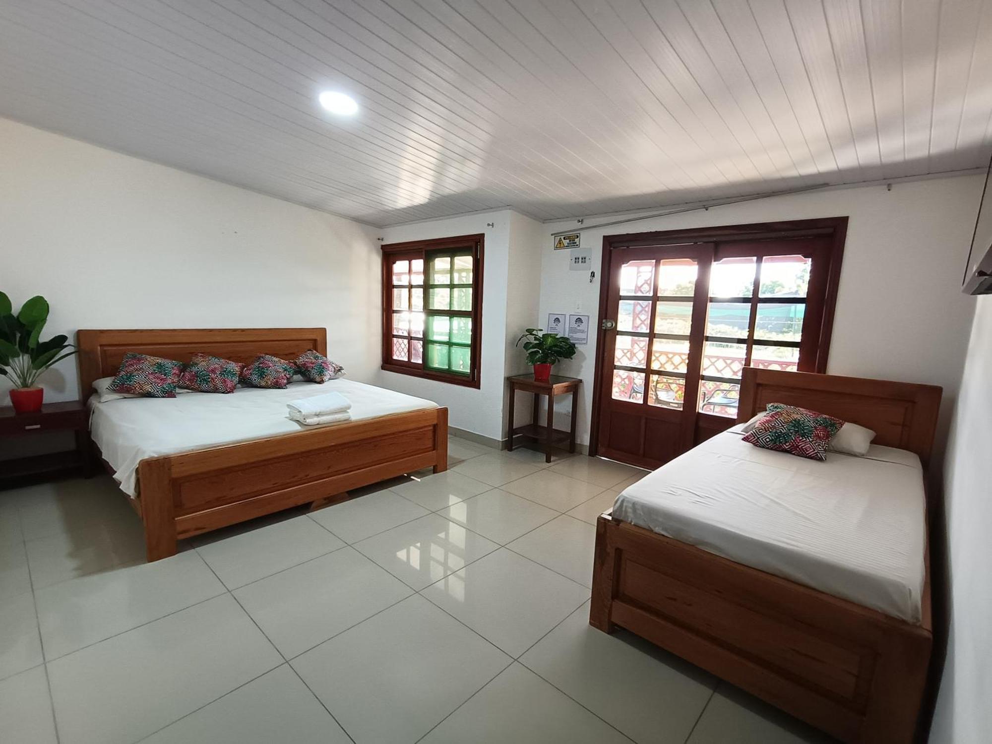 Kanaq Hotel Tours Leticia Kültér fotó